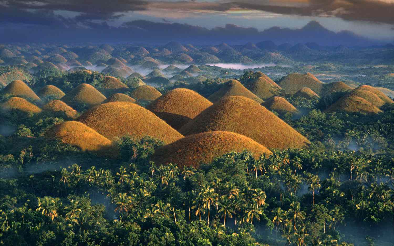 chocolate-hills-PHIL0116-3a853dd3c6704d84bb5162bb37404279