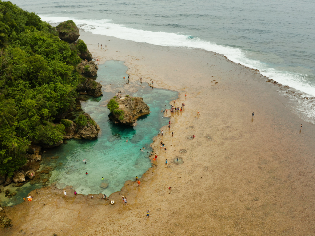 Magpupungko Rock Pools 3